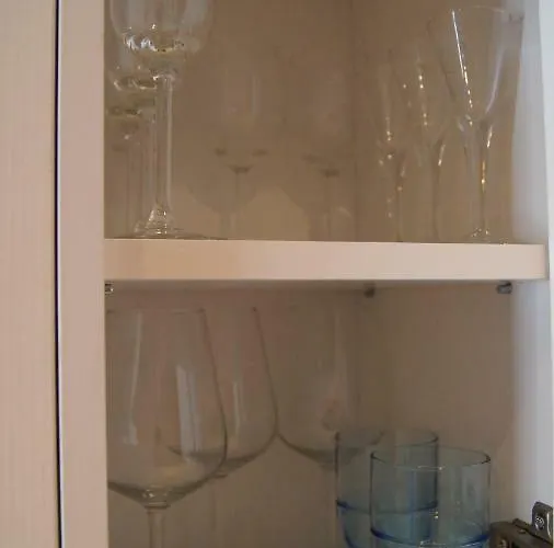 Sunny Day Center Apartment